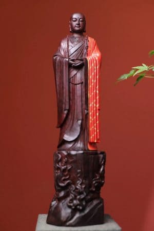 Tượng Địa Tạng Vương Bồ Tát Gỗ Vương Mộc Tử Đàn Ấn Độ