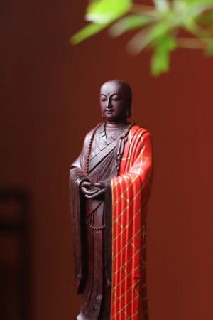 Tượng Địa Tạng Vương Bồ Tát Gỗ Vương Mộc Tử Đàn Ấn Độ