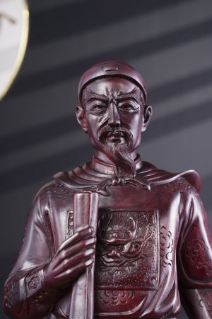 Tượng Hưng Đạo Vương Trần Quốc Tuấn Gỗ Tử Đàn Cao 60