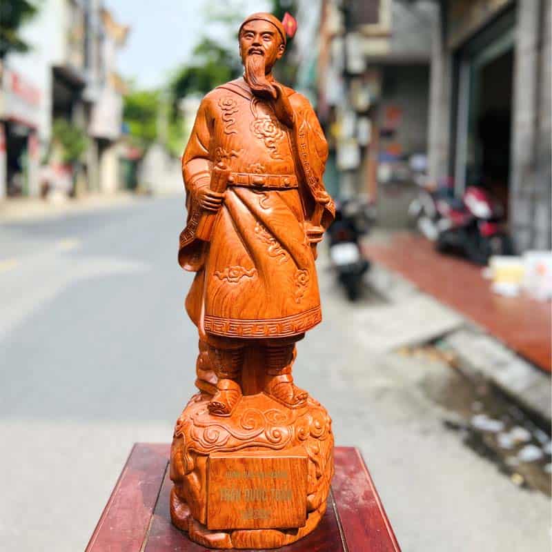 Tượng Trần Quốc Tuấn Gỗ Hương Đá Cao 60